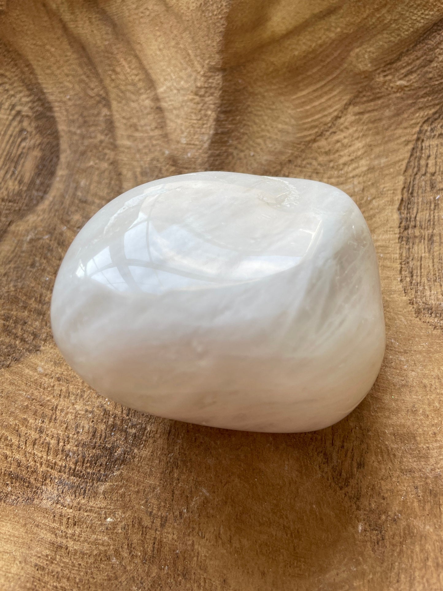 Jumbo White Quartz stone