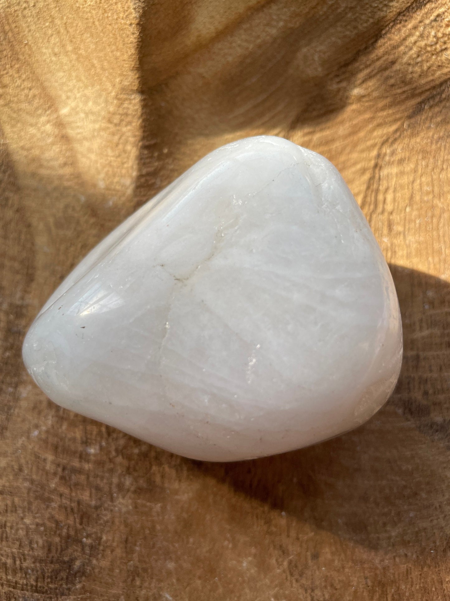 Gorgeous jumbo White Quartz crystal white stones