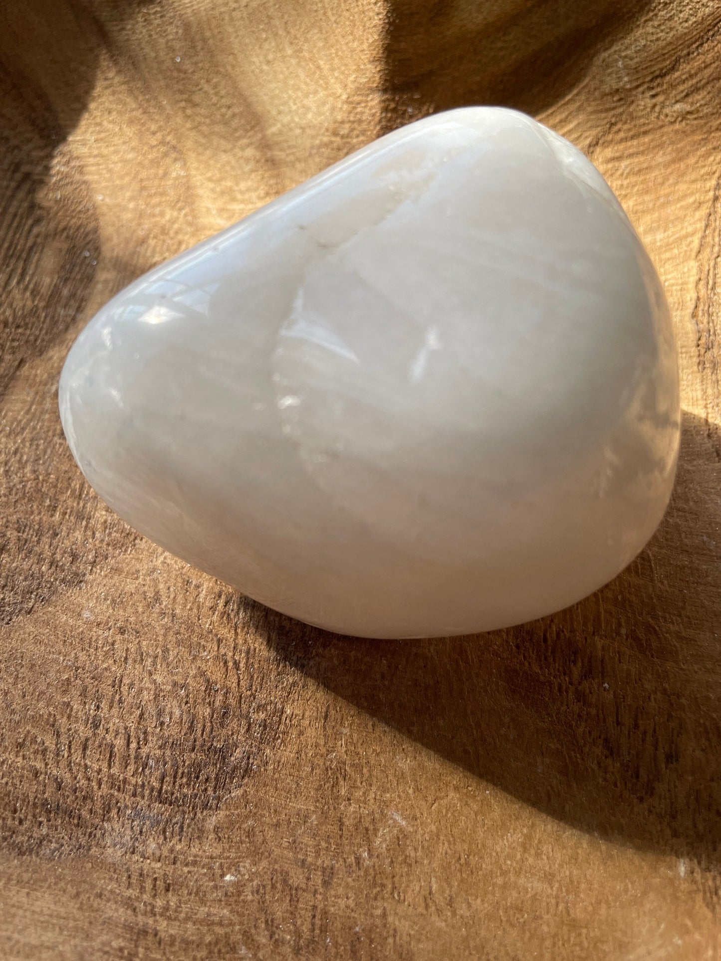 Gorgeous jumbo White Quartz crystal white stones