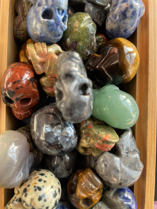 Crystal skulls! Various stones and crystal types Rose quartz opal lite sodalite Unakite Tigers eye obsidian aventurine Agate Jasper