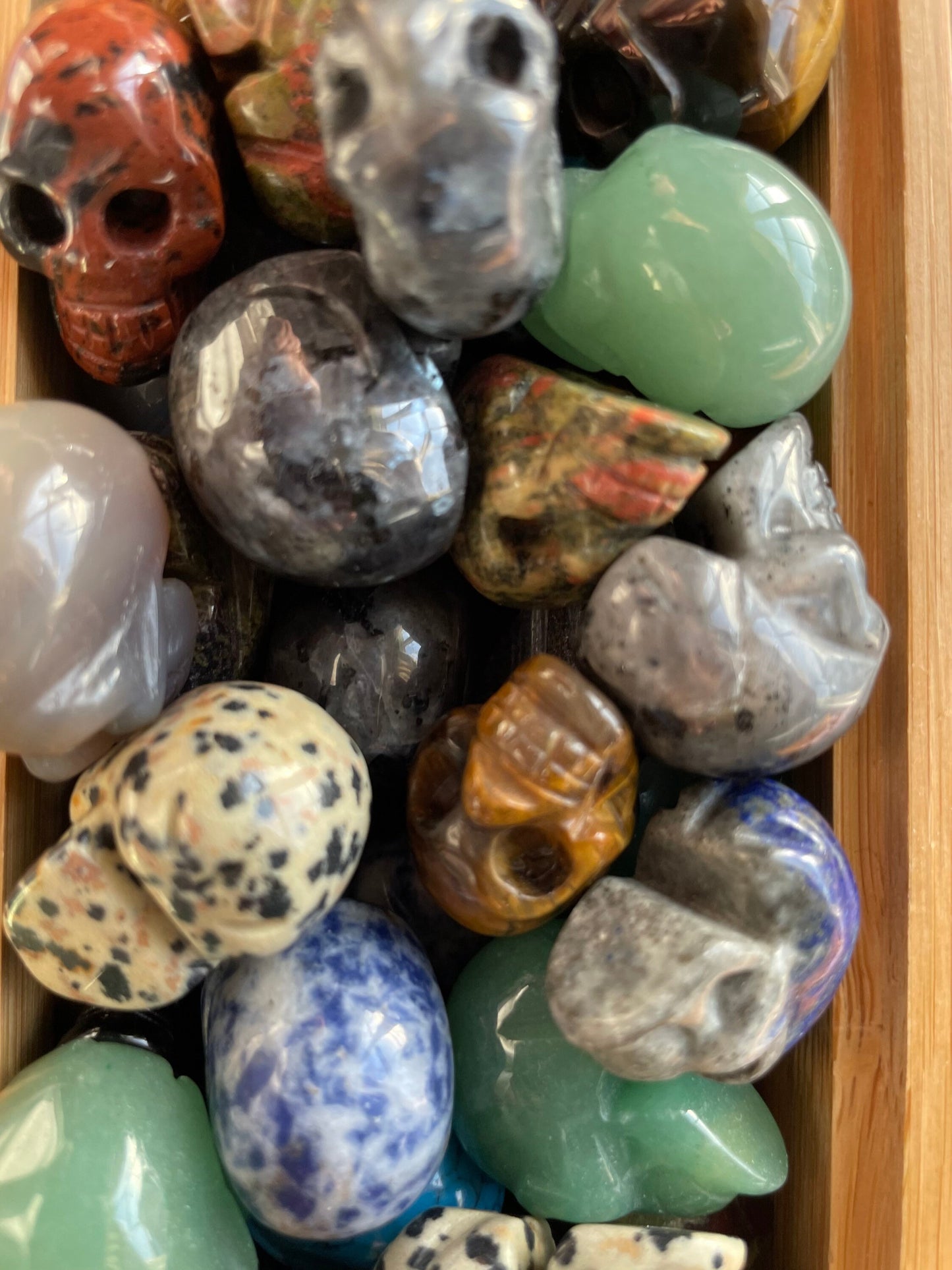 Crystal skulls! Various stones and crystal types Rose quartz opal lite sodalite Unakite Tigers eye obsidian aventurine Agate Jasper