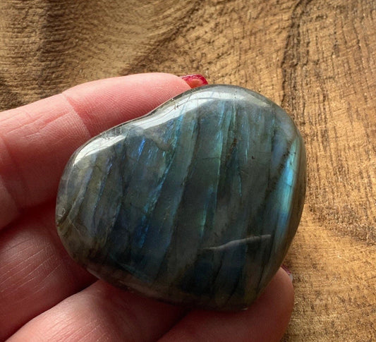 Magnificent Labradorite Heart 1.8 ounces Awesome flash