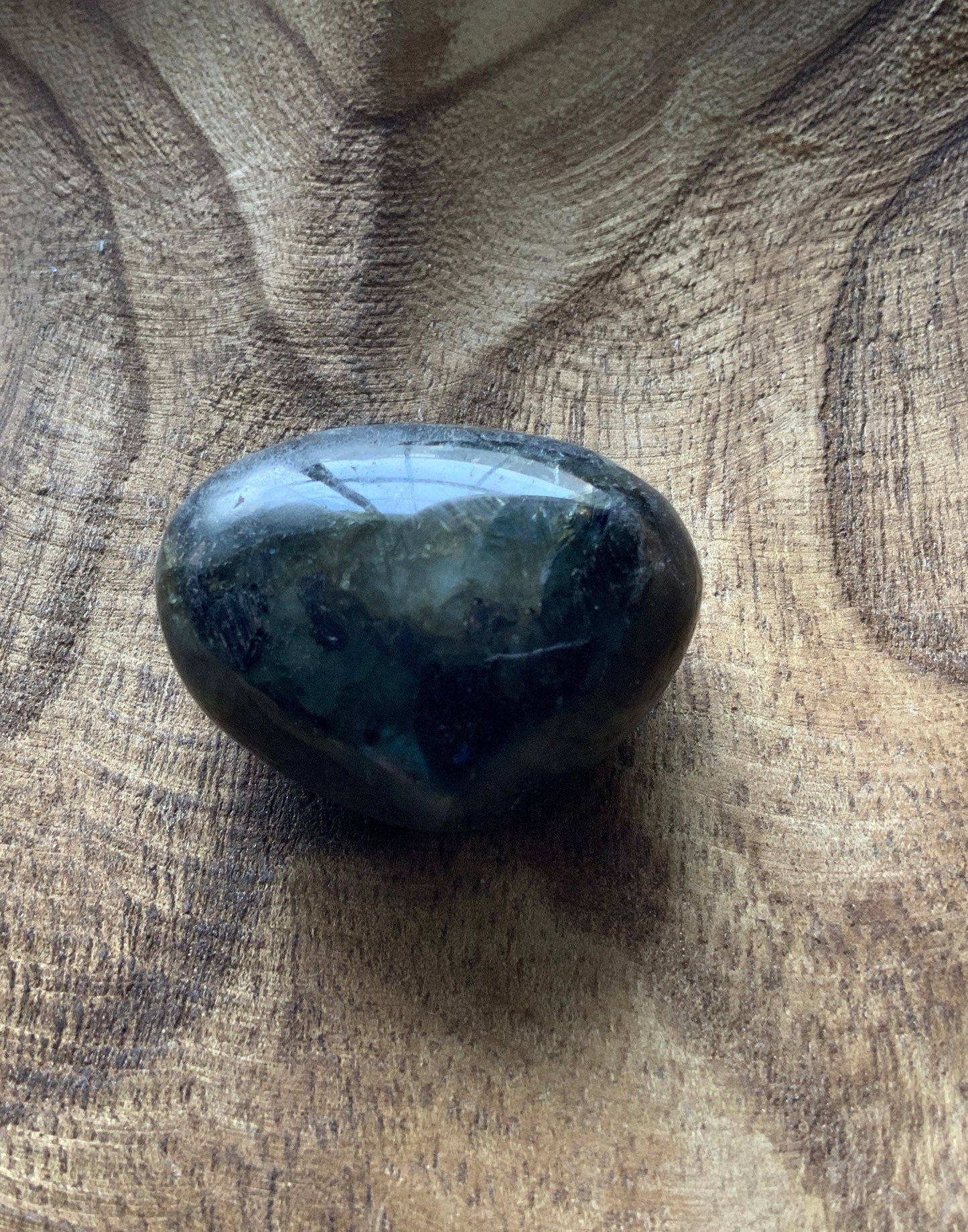 Pretty Labradorite Heart 4.3 ounces Nice flash