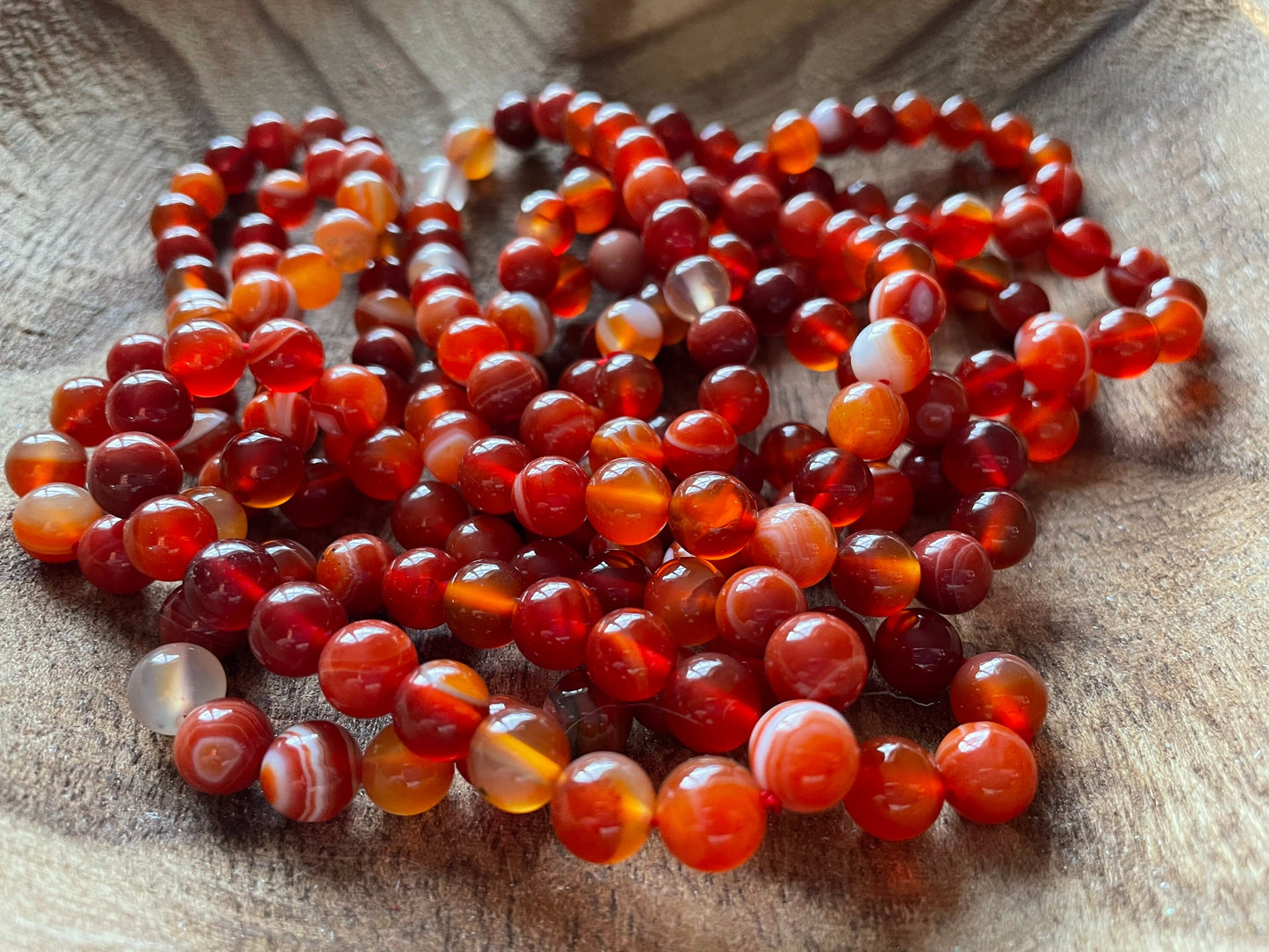 Pretty 8 mm Carnelian crystal bracelet