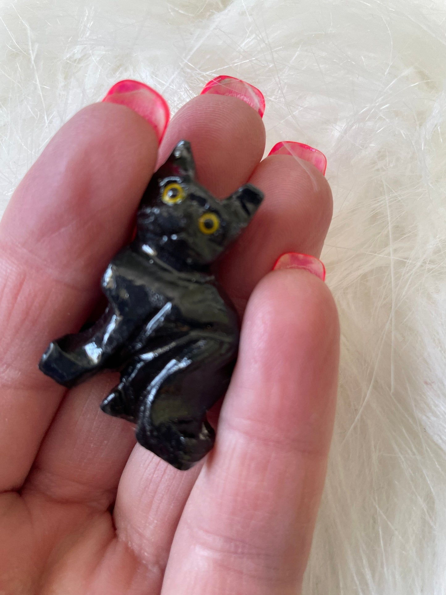 Black Onyx Spirit Animal Black Cat meaning intuition