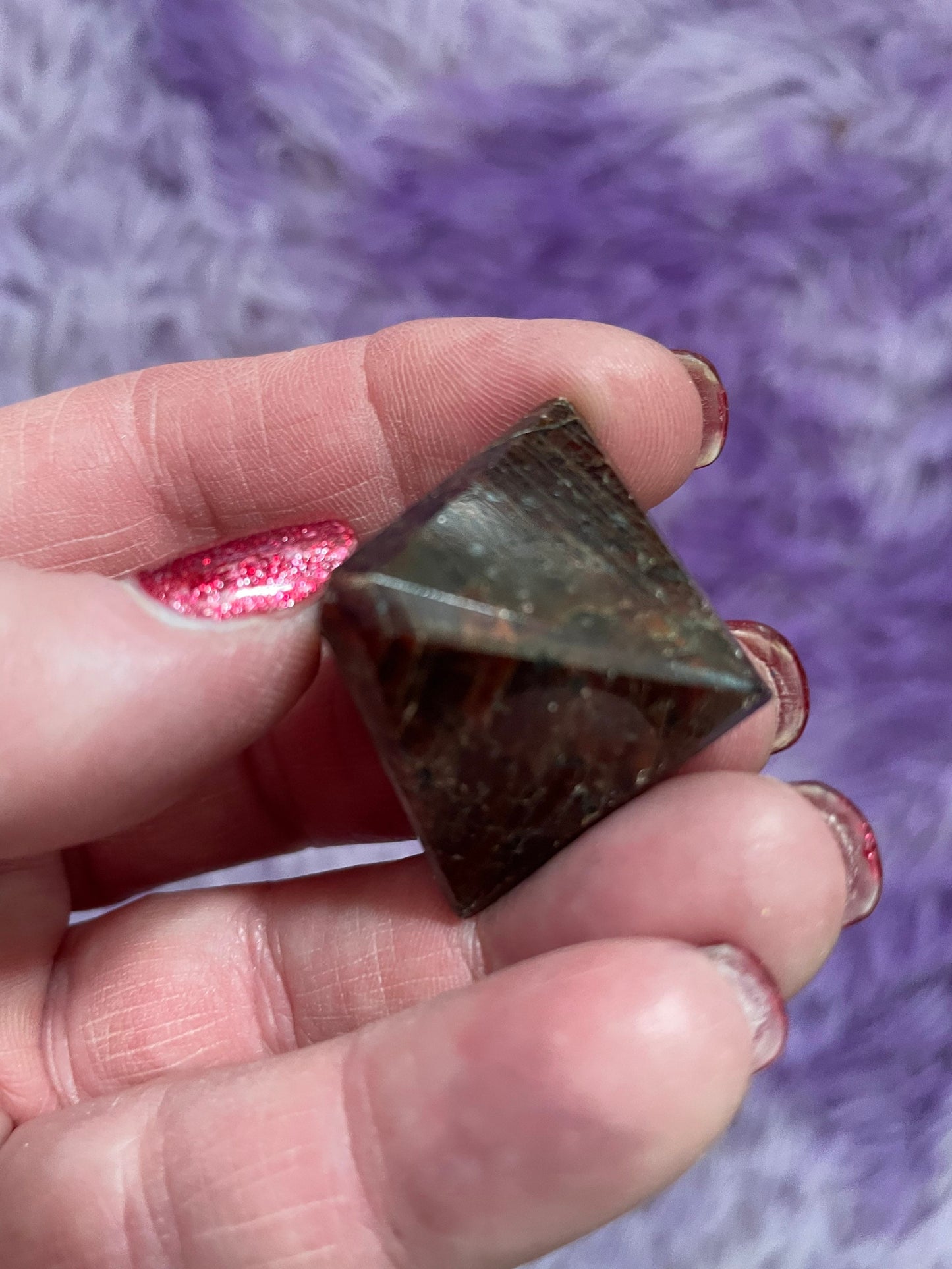 Beautiful Garnet Pyramid 1 inch lovely color