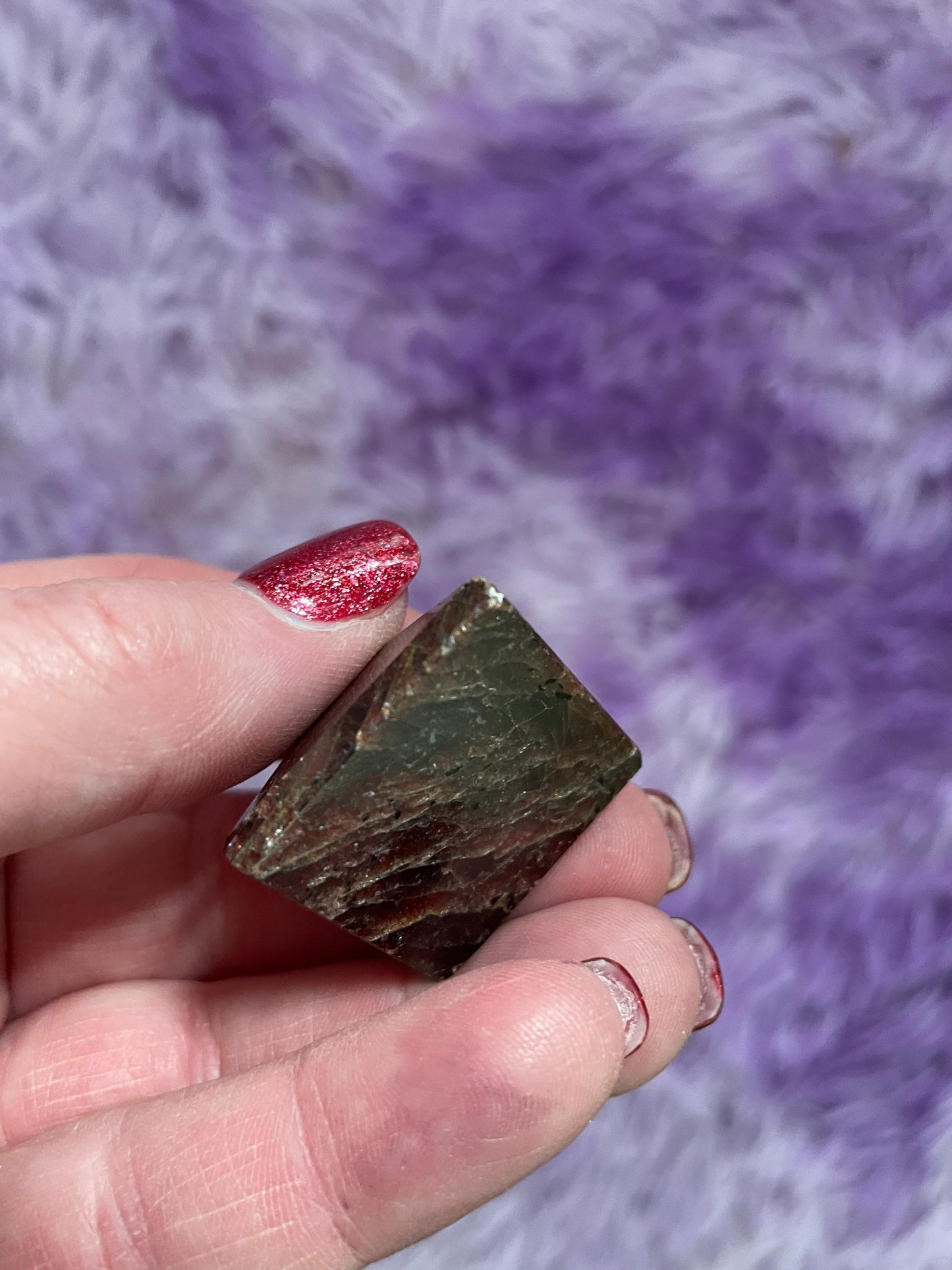 Beautiful Garnet Pyramid 1 inch lovely color