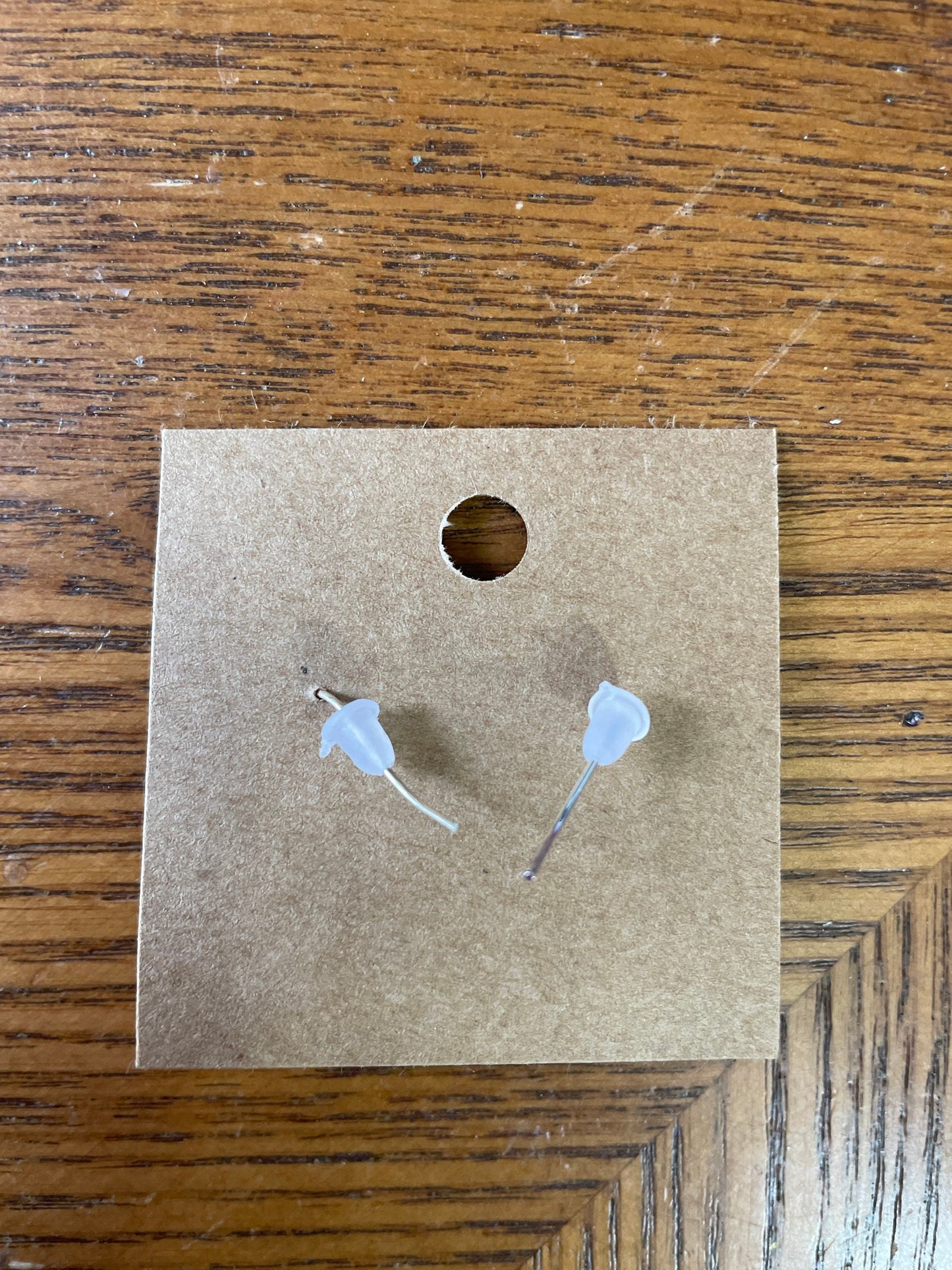 Beautiful amethyst dangled earring chunk
