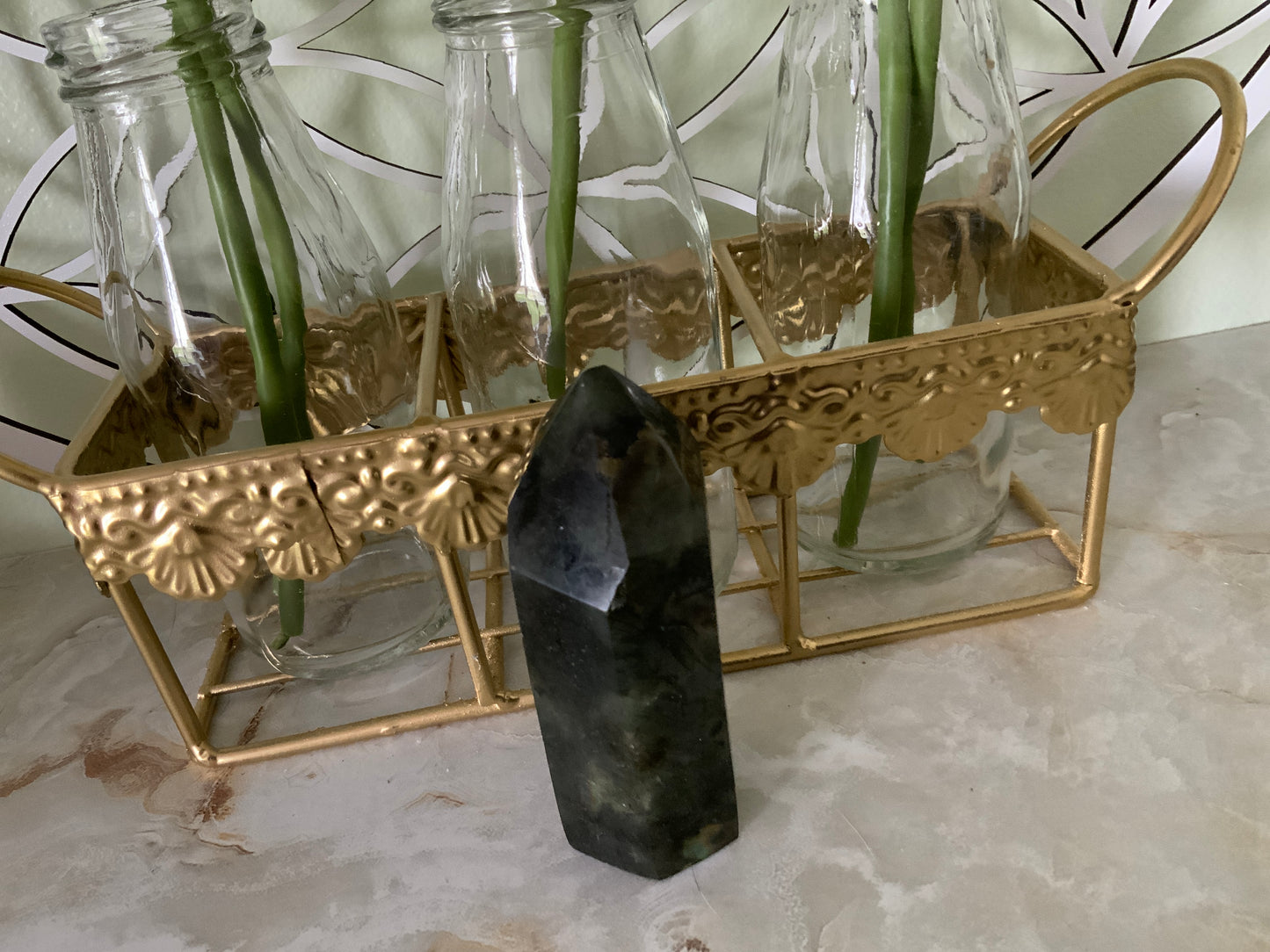 Beautiful labradorite obelisk nearly 6.4 oz