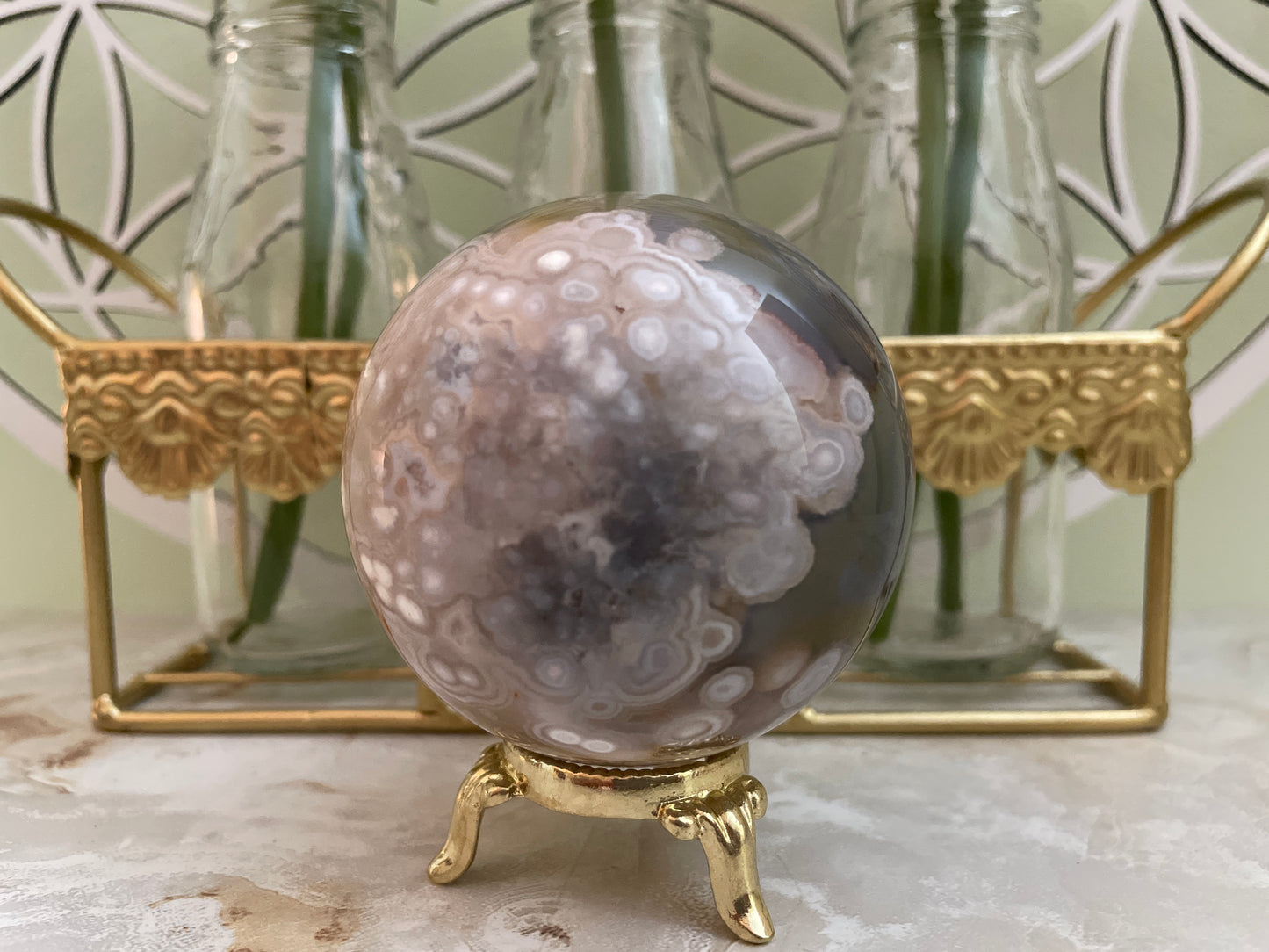 Flower Agate Sphere weighs just over 1 pound